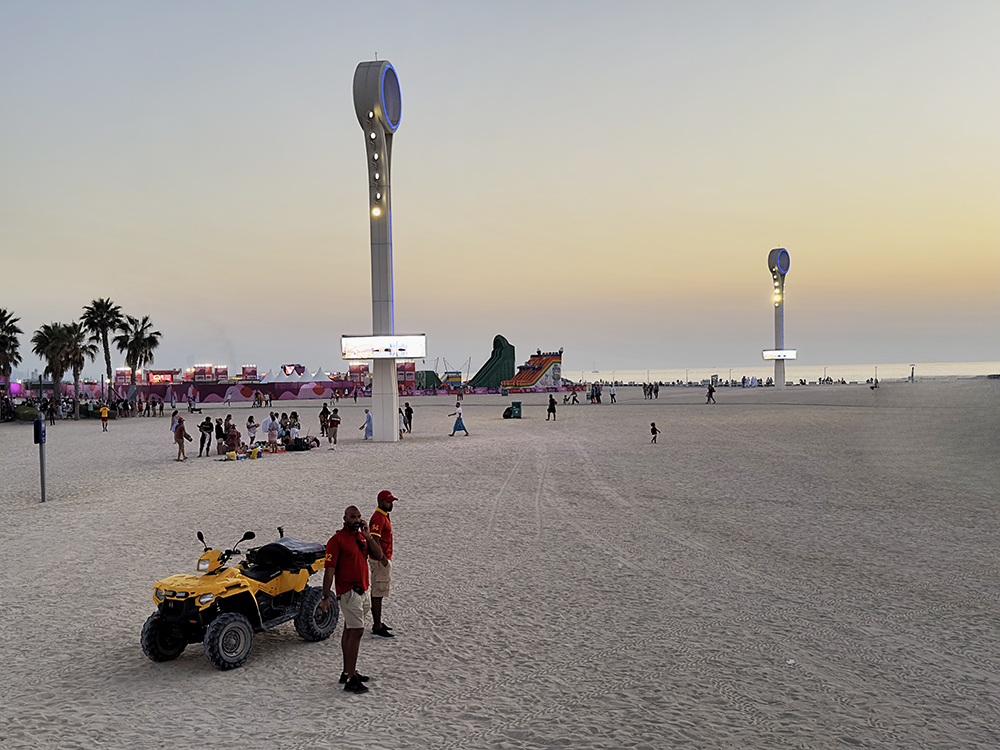 Dubai opens three new beaches for night swimming