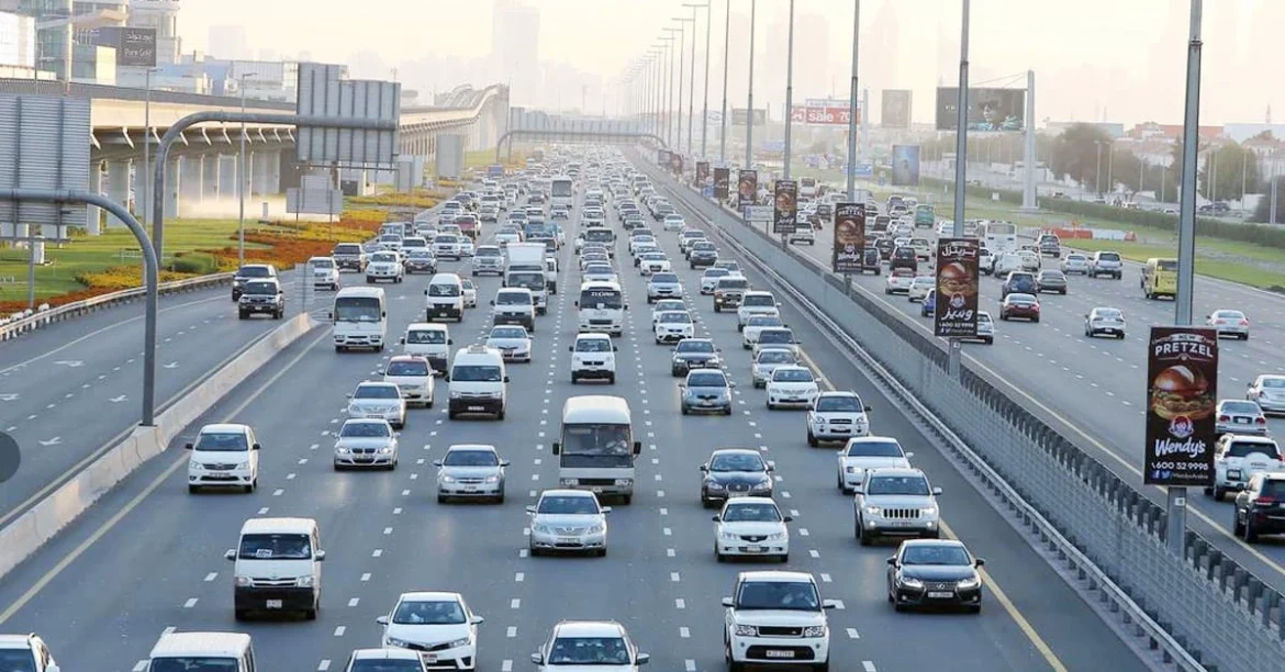 Dubai biker arrest video Overspeeding biker arrested in Dubai