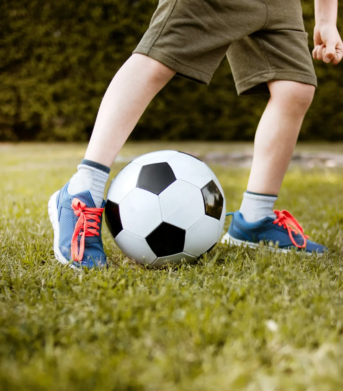 Free dubai public parks for sports How to book free football field, tennis, basketball court in Dubai parks