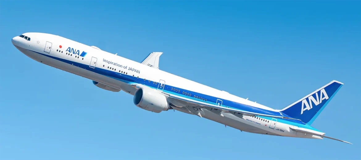 Japan ANA flight turns back due to cockpit window crack