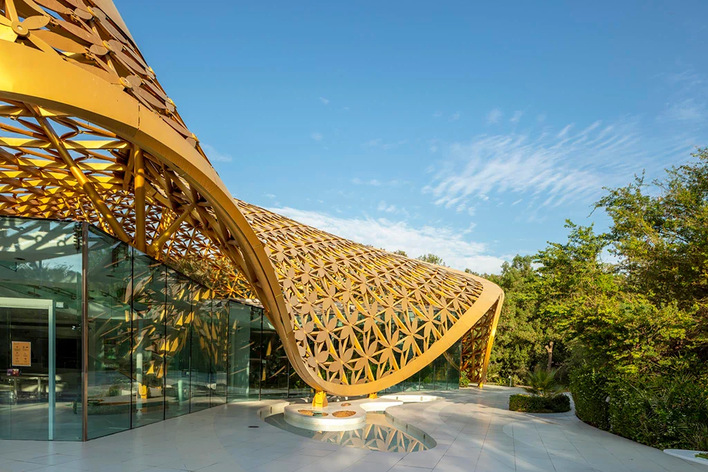 Inside Al Noor Island of Sharjah
