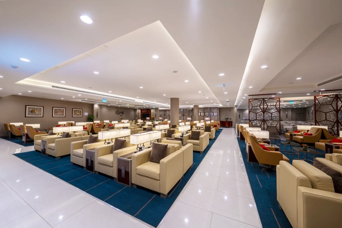 Emirates-lounge-Jeddah-airport Emirates airline opens its first ever lounge at Jeddah airport