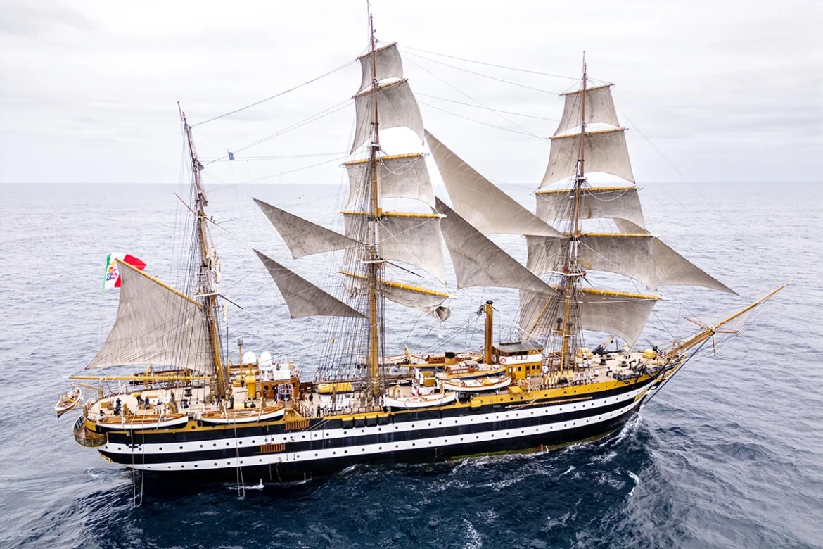 Vespucci World Tour Aby Dhabi