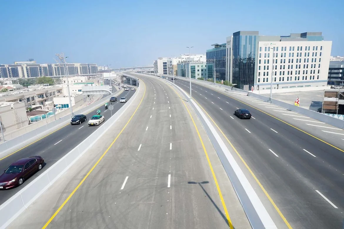Infinity Bridge through Al Mina Street to the intersection of Sheikh Rashid Road and Sheikh Khalifa Bin Zayed Street