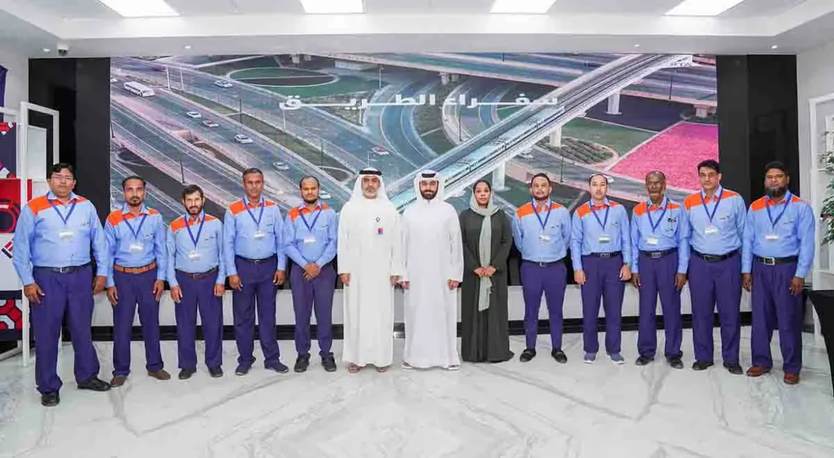 Dubai taxi drivers Over 2,000 Dubai taxi drivers honoured for outstanding service