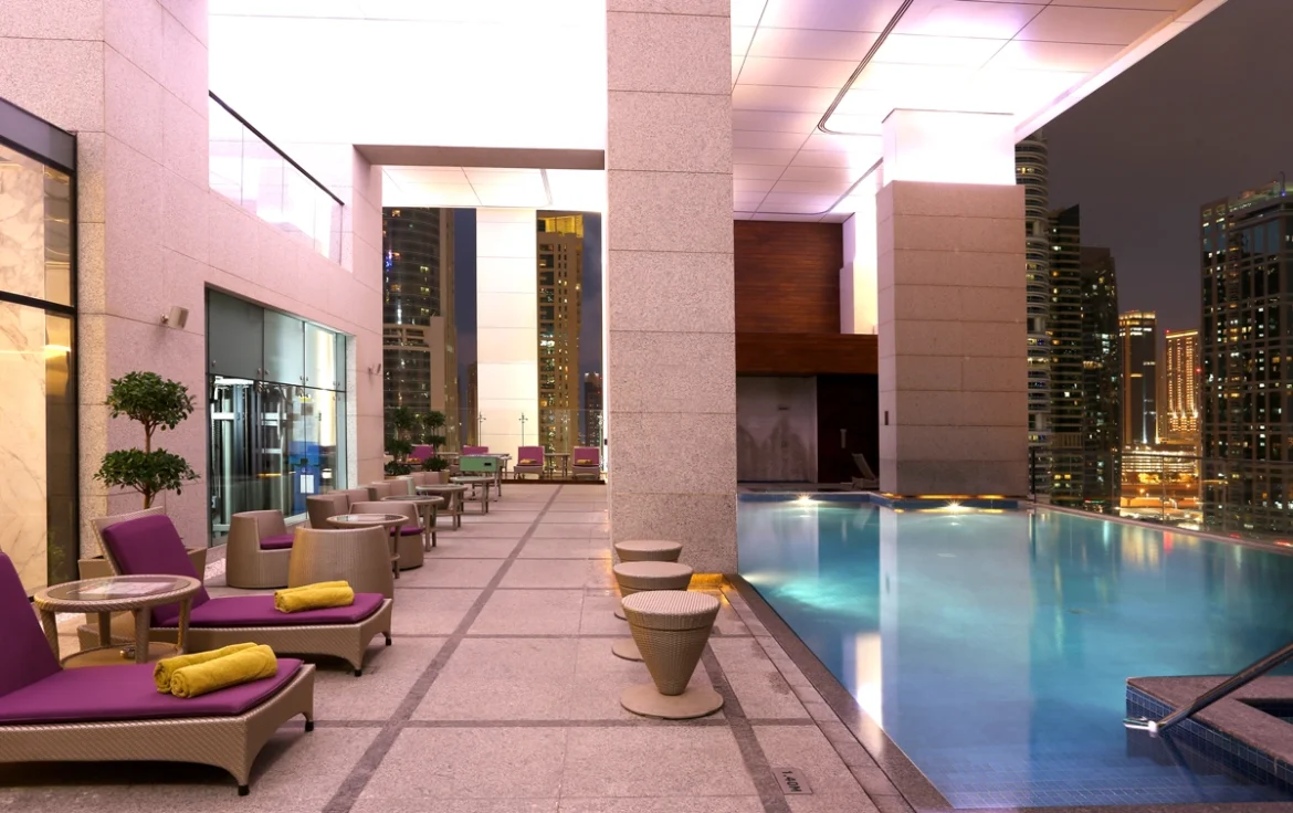 voco Bonnington Dubai offers seasonal leisure and dining options