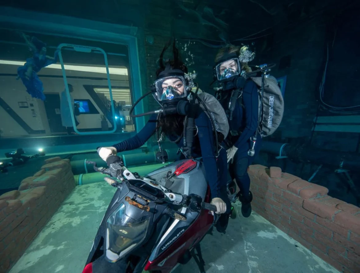 Deep Dive Dubai (1) New family-friendly underwater attraction opens in Dubai